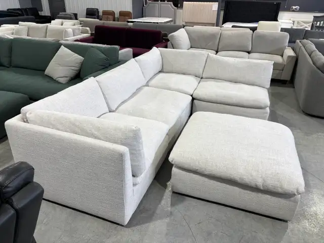 5 piece modular sectional - Photo 2