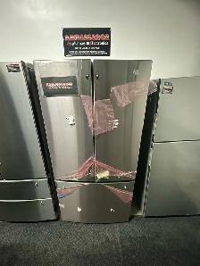 NEW 33" GE Interior Water & Ice Dispenser Fridge Stainless Steel