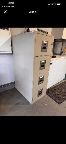 GUARDEX FIREPROOF SAFE- VERTICAL FILE UL RATED 1 HOUR $200OBO - Photo 2