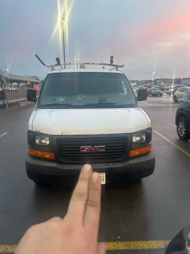 2013 gmc sevana 2500 - Photo 4