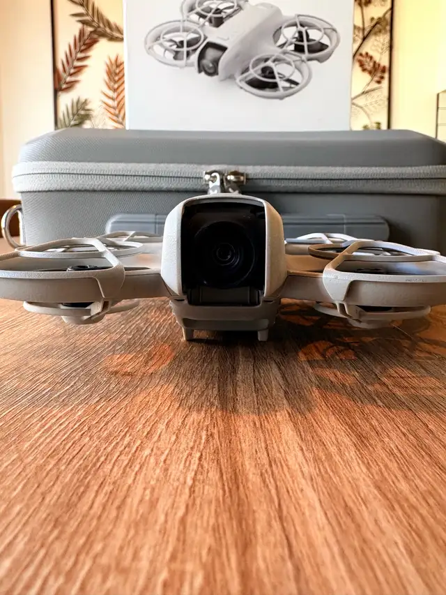 DJI NEO, Like New, Rarely Used - Photo 6