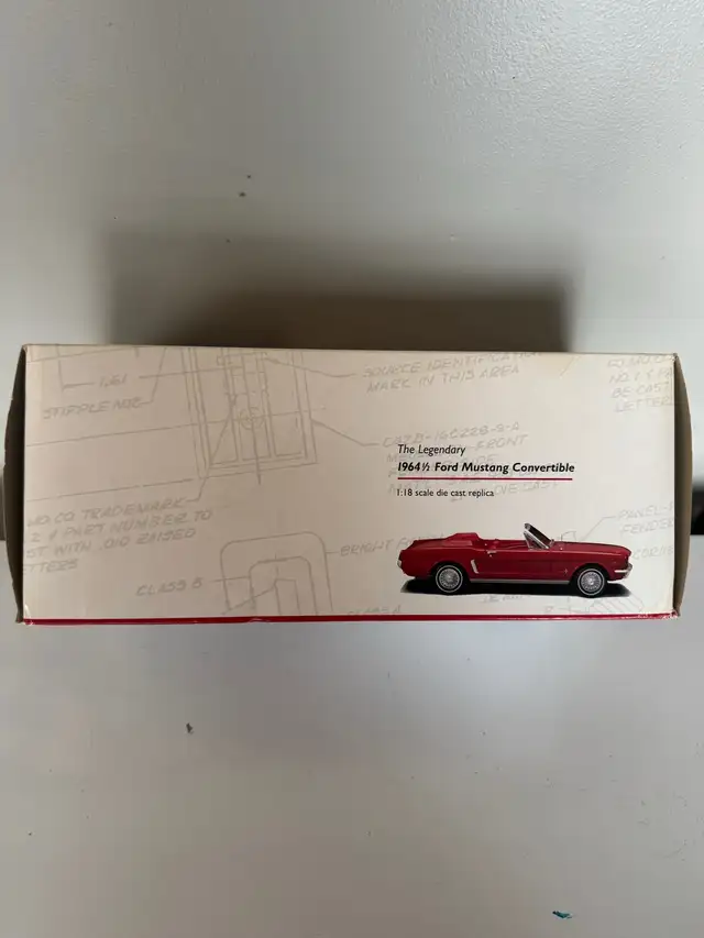 1:18 - 1964 1/2 MUSTANG CONVERTIBLE - OVER 1500 DIECASTS - Photo 5