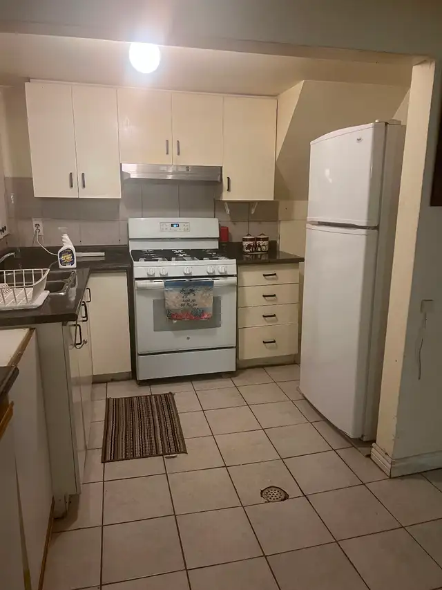 Basement for Rent - Photo 3