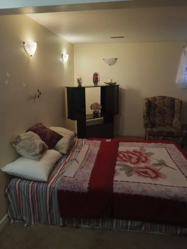 Basement for Rent - Photo 15