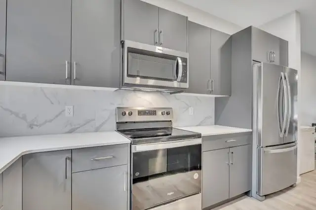 Newly Built 3.5 Bedroom Single-Family Home $490000 - Photo 9