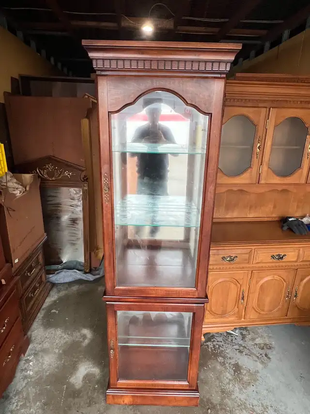 Free delivery used Wooden Curio Display Cabinet - Photo 2