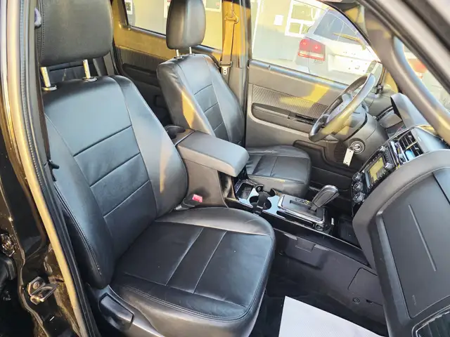 2010 Ford Escape  Limited Navigation Leather Heated Seats - Photo 10