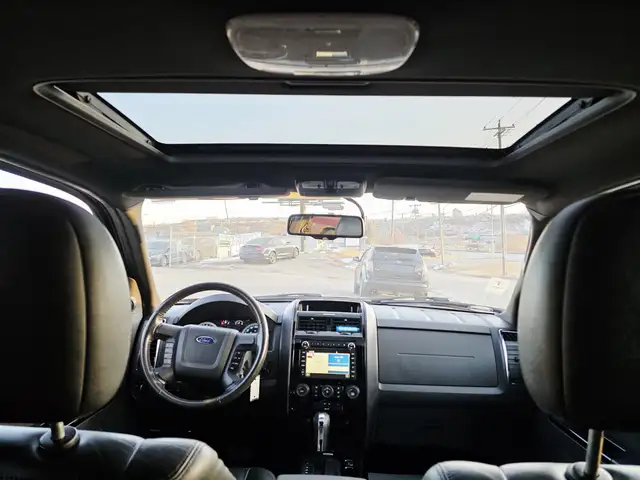 2010 Ford Escape  Limited Navigation Leather Heated Seats - Photo 12