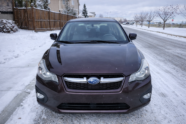 2012 Subaru Impreza 2.0 liter AWD looks like Civic Corolla Jetta - Photo 2