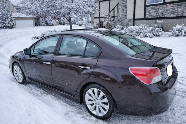 2012 Subaru Impreza 2.0 liter AWD looks like Civic Corolla Jetta - Photo 6