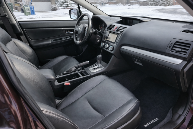 2012 Subaru Impreza 2.0 liter AWD looks like Civic Corolla Jetta - Photo 8