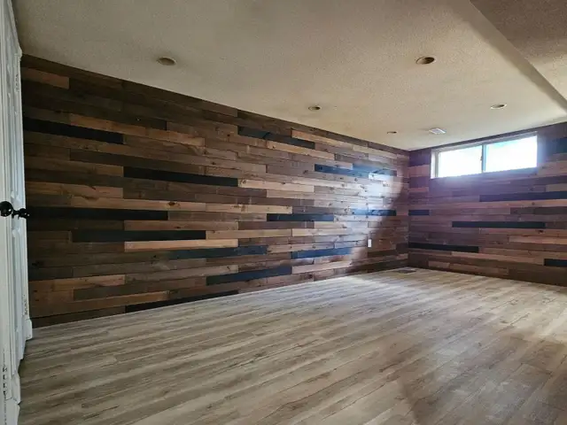 4 Bedroom Unit for Rent (Laundry & Parking included) - Photo 8