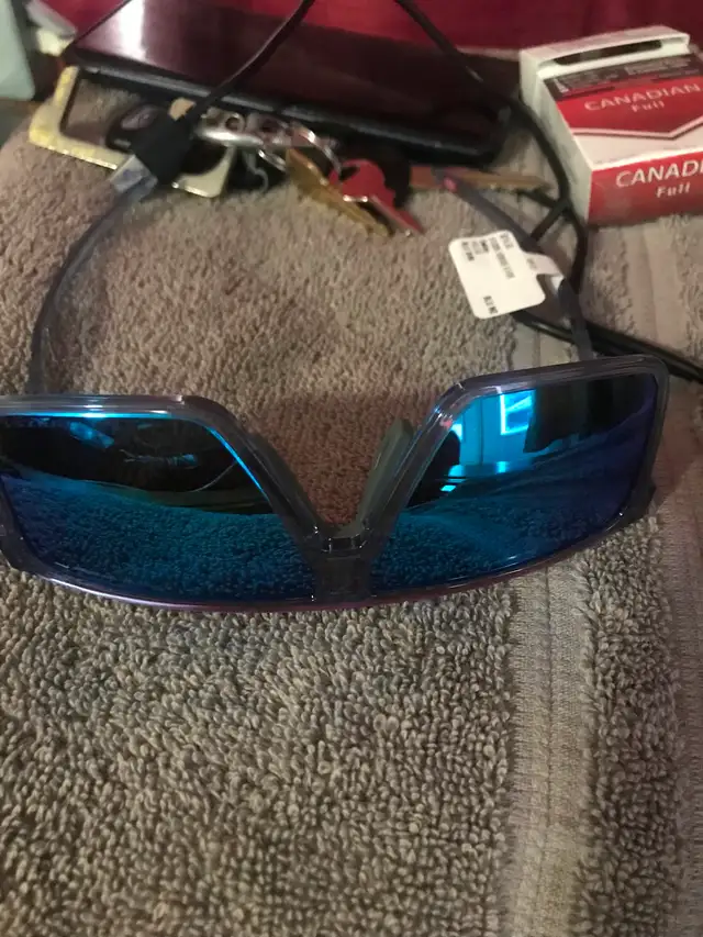 I have 2 oakley sun glasses Armani and PRADA handbag