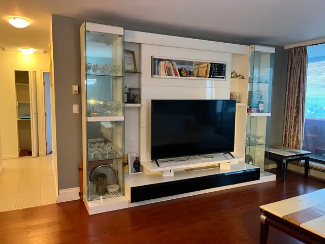 SPACIOUS 2 BEDROOM APARTMENT - Photo 3