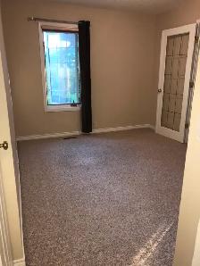 Sherwood Park Lakeside walkout basement suite - Photo 6