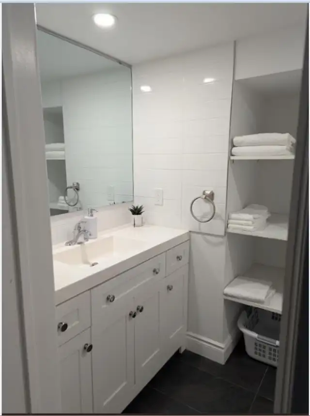 Fully Furnished Private 1-Bedroom Apartment, North York - Photo 8