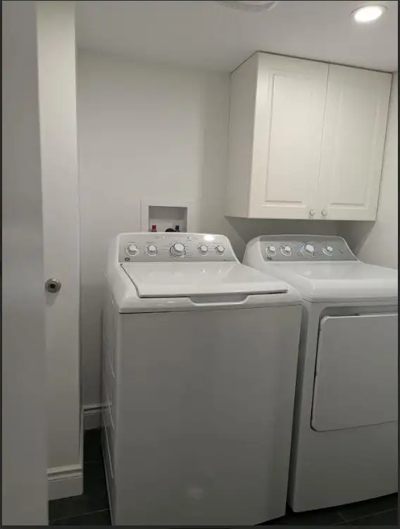 Fully Furnished Private 1-Bedroom Apartment, North York - Photo 9