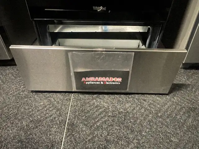 NEW 30" Whirlpool Range Stove Convection & Air Fry (Self Clean) - Photo 9