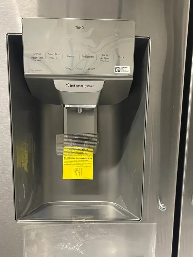 NEW 36" LG 4 Door Ice&Water Dispenser Fridge(28 Cu.Ft) Stainless - Photo 8