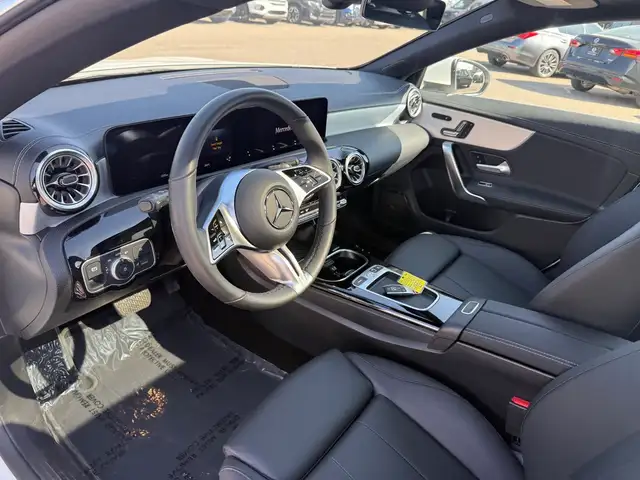2025 Mercedes-Benz CLA CLA250 4MATIC 4DR Coupe NAVI/B.CAM/LEATHE - Photo 10