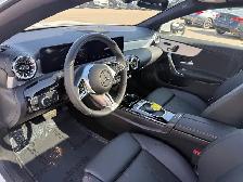 2025 Mercedes-Benz CLA CLA250 4MATIC 4DR Coupe NAVI/B.CAM/LEATHE - Photo 10