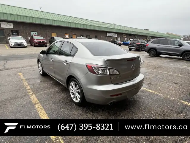 2010 MAZDA3 Grand Touring FWD | Clean Carfax | 14 Service Record - Photo 4