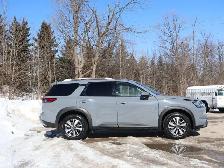 2024 Nissan Pathfinder SL- Pano Roof - Heated Seats - Photo 4