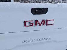 2026 GMC Sierra 1500 AT4- Power Sunroof - Technology Pkg - Photo 14