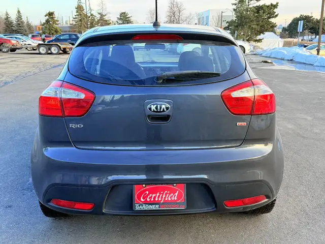 2015 Kia Rio 4dr Sedan Automatic LX  ECO - Photo 8