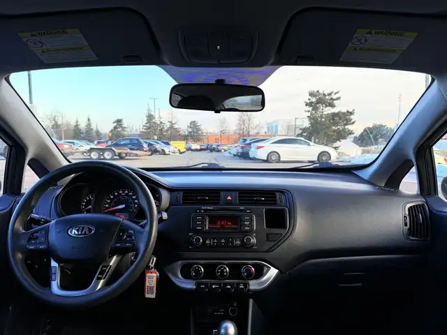 2015 Kia Rio 4dr Sedan Automatic LX  ECO - Photo 13