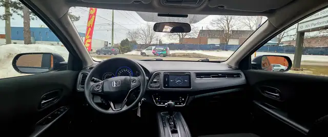 2017 Honda HR-V 4WD 4dr CVT LX | NO ACCIDENTS | HEATED SEATS | L - Photo 13