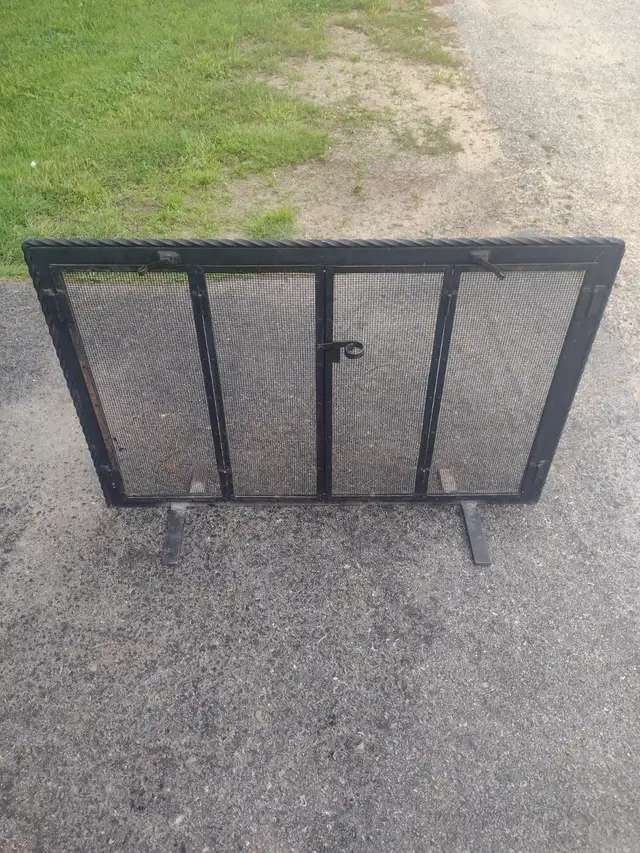 24 x 37 heavy duty fireplace screen - Photo 6