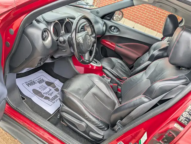 2012 Nissan Juke SV AWD | Clean title! | Sun-roof! | Heated seat - Photo 6