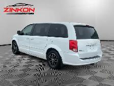 2016 Dodge Grand Caravan R/T | CLEAN CARFAX | LEATHER | NAVI | B - Photo 3