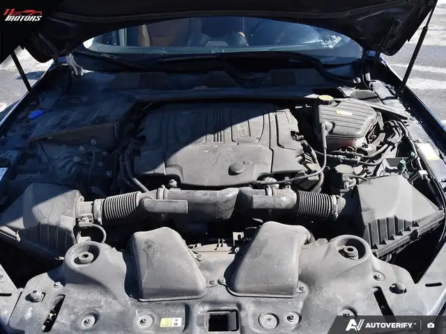 2019 Jaguar XJ XJ R-Sport AWD | LOADED! | MASSAGE SEATS | NO ACC - Photo 8