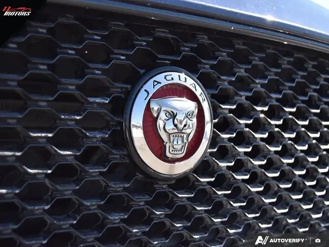 2019 Jaguar XJ XJ R-Sport AWD | LOADED! | MASSAGE SEATS | NO ACC - Photo 9