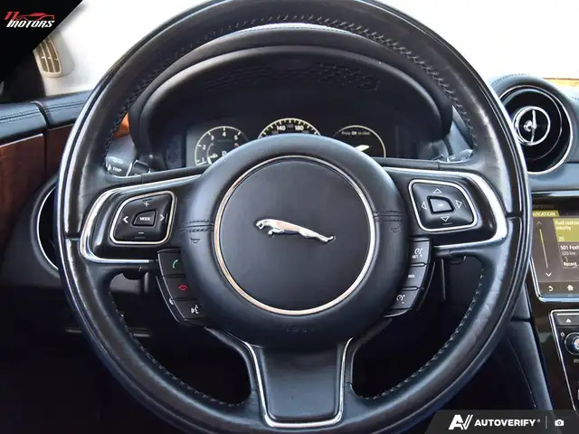 2019 Jaguar XJ XJ R-Sport AWD | LOADED! | MASSAGE SEATS | NO ACC - Photo 14