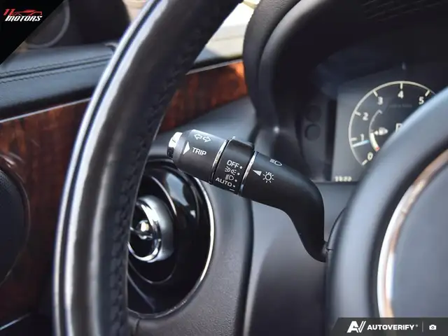 2019 Jaguar XJ XJ R-Sport AWD | LOADED! | MASSAGE SEATS | NO ACC - Photo 16