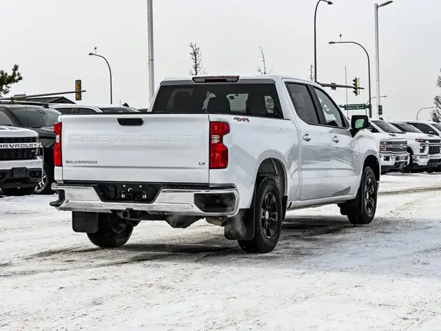 2025 Chevrolet Silverado 1500 LT 5.3L - Photo 14
