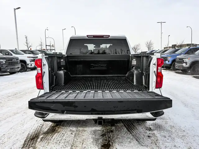 2025 Chevrolet Silverado 1500 LT 5.3L - Photo 15