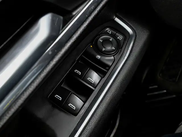 2025 Chevrolet Silverado 1500 LT 5.3L - Photo 19
