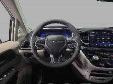 2023 Chrysler Pacifica Touring L No Accident Leather Heated Seat - Photo 12