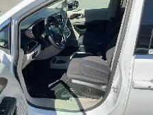 2024 Chrysler Grand Caravan SXT - Photo 9