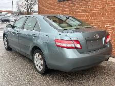 2010 Toyota Camry 4 Cyl. Leather Auto LE - Photo 4