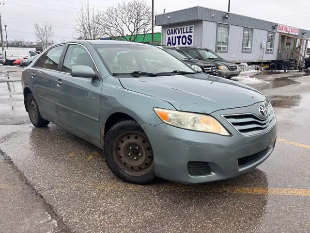 2010 Toyota Camry 4 Cyl. Leather Auto LE - Photo 8