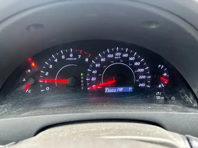 2010 Toyota Camry 4 Cyl. Leather Auto LE - Photo 10