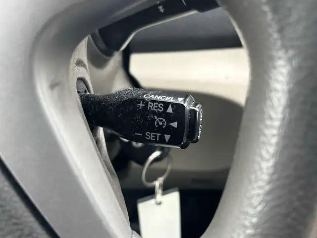 2010 Toyota Camry 4 Cyl. Leather Auto LE - Photo 13