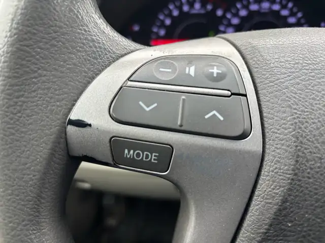 2010 Toyota Camry 4 Cyl. Leather Auto LE - Photo 14