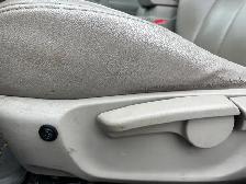 2010 Toyota Camry 4 Cyl. Leather Auto LE - Photo 19