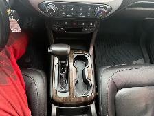 2017 GMC Canyon SLT Crew Cab 4WD - Photo 14